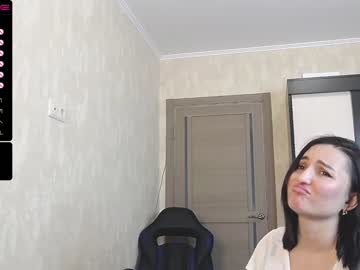 latina cam girl l_o_u_i_s_e______ image #1171015