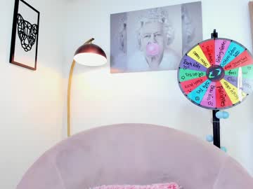 latina cam girl missniley image #3375899