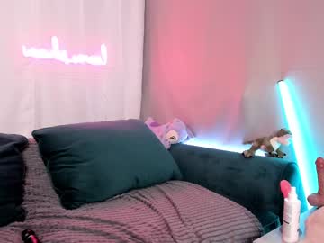 latina cam girl l0ve_sh0w image #3443366