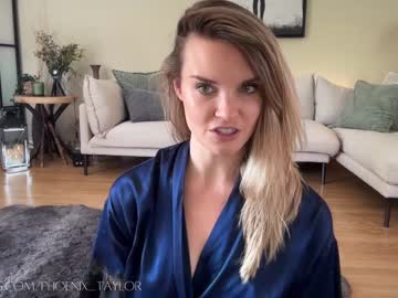 latina cam girl phoenix_taylor image #4558497