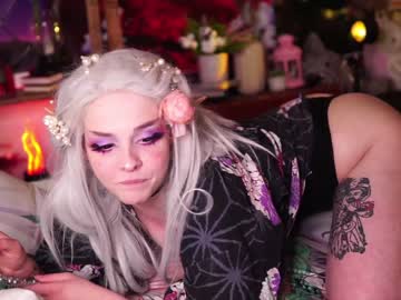 latina cam girl faith_chan image #335875