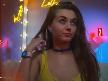 latina cam girl lettymoa image #708536