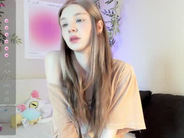 latina cam girl shycinderella image #4381300