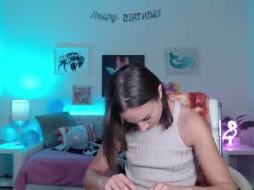 latina cam girl holihurricane image #2358095