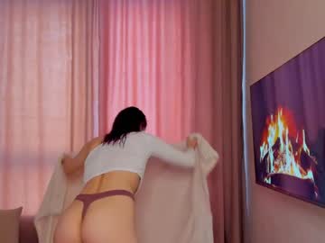 latina cam girl angella_kleee image #3895803