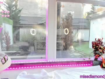 latina cam girl miss_diamond__ image #3772163