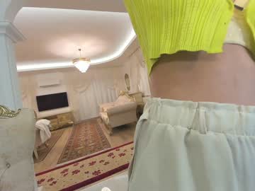 latina cam girl ehotlovea image #2060794