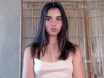 latina cam girl nika_la image #1441598