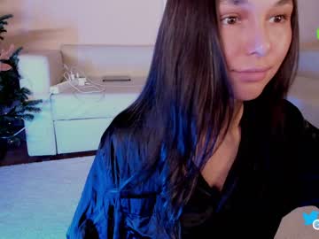 latina cam girl hollyextra image #3983710