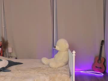 latina cam girl jerkoffstation image #2422921