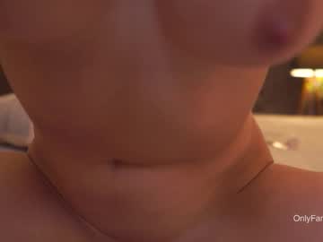 latina cam girl emyii image #2828915