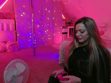 latina cam girl kylie997 image #4672105