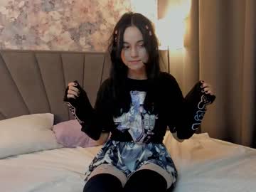 latina cam girl irisbroyn image #3443016