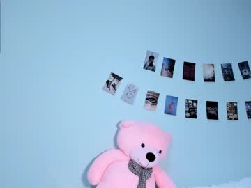 latina cam girl azumi_01 image #831602