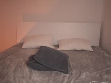 latina cam girl aria_diaz image #4430600