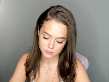 latina cam girl brittcubitt image #4310475