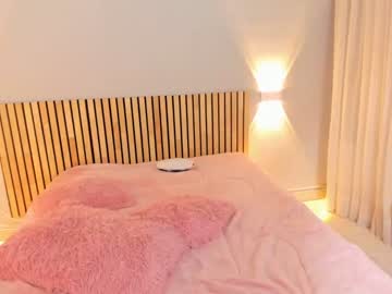 latina cam girl little_effy18 image #3304771