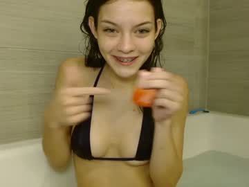 latina cam girl miafosterx image #3866769