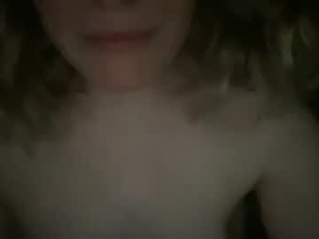 latina cam girl tiffanydeepthroats image #987002