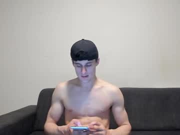 latina cam man skinnyguywithbigd image #4396311
