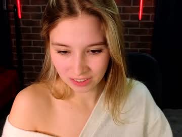latina cam girl milablush image #2807759