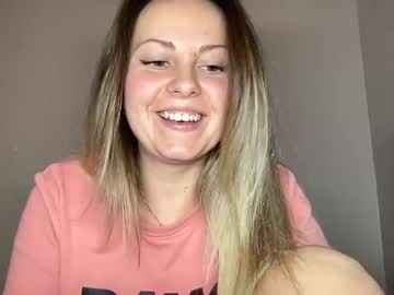 molly_newmodel latina cam
