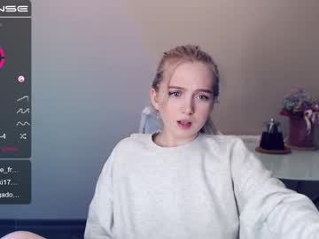 latina cam girl small_blondee image #363509
