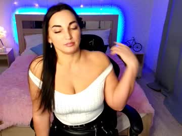 youraziza latina cam