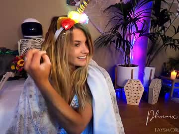 latina cam girl phoenix_taylor image #143266