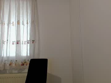 latina cam girl devyale image #1144938