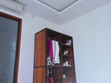 latina cam girl coy_amina image #1440779