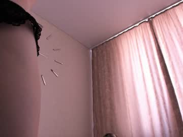 latina cam girl little_carolina image #2935517