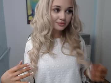 latina cam girl leila_il image #1433216
