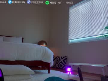 latina cam girl lunaqueeeen image #3076716
