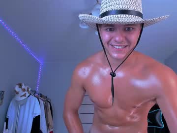 latina cam man naughty_nik43 image #4644597