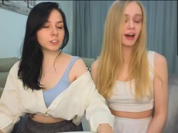 latina cam girl kiraknowles_ image #2605721