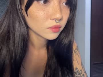 latina cam girl tarrrantula image #4193774