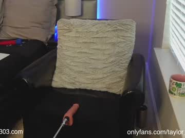 latina cam girl taylor_love_303 image #1501452