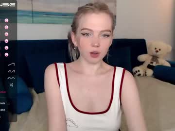 latina cam girl small_blondee image #712104