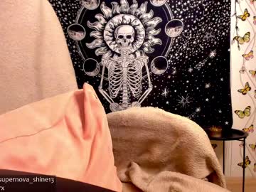 latina cam girl danikanappi image #3236487