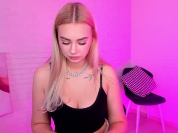 latina cam girl 8a8y_nura image #708577