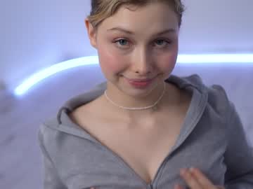 latina cam girl april_blush image #4505307