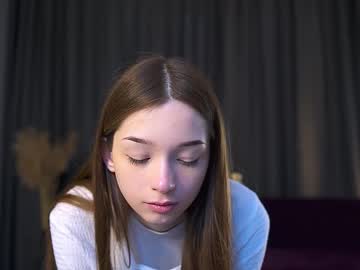 latina cam girl breckdeeks image #4709154