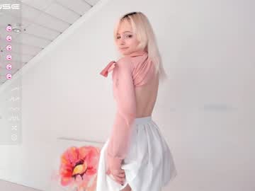 latina cam girl bettybarnett image #3234556