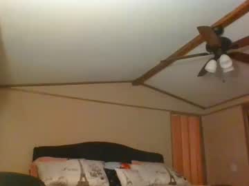 latina cam couple averylee2025 image #1679833