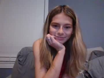 latina cam girl tinylittlepeach image #1306835