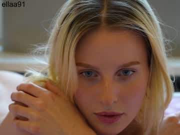 latina cam girl ellaa91 image #3370662