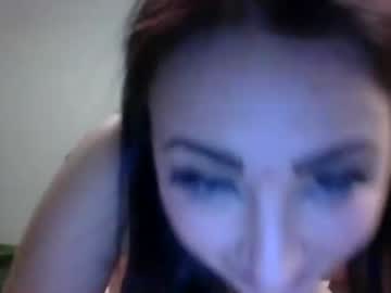 latina cam girl lunalou444 image #3865329