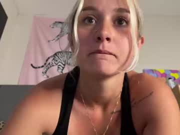 latina cam girl charlybabyy image #2772051