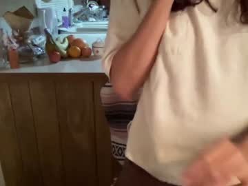 latina cam girl lilyofearth image #4499181